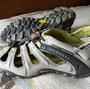 MERRELL CHAMELEON II WEB  size 7 1/2